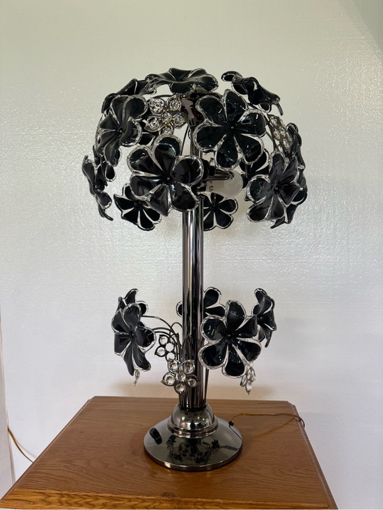 LUCITE TOPIARY FLOWER LAMP Other - LUCITE TOPIARY FLOWER LAMP